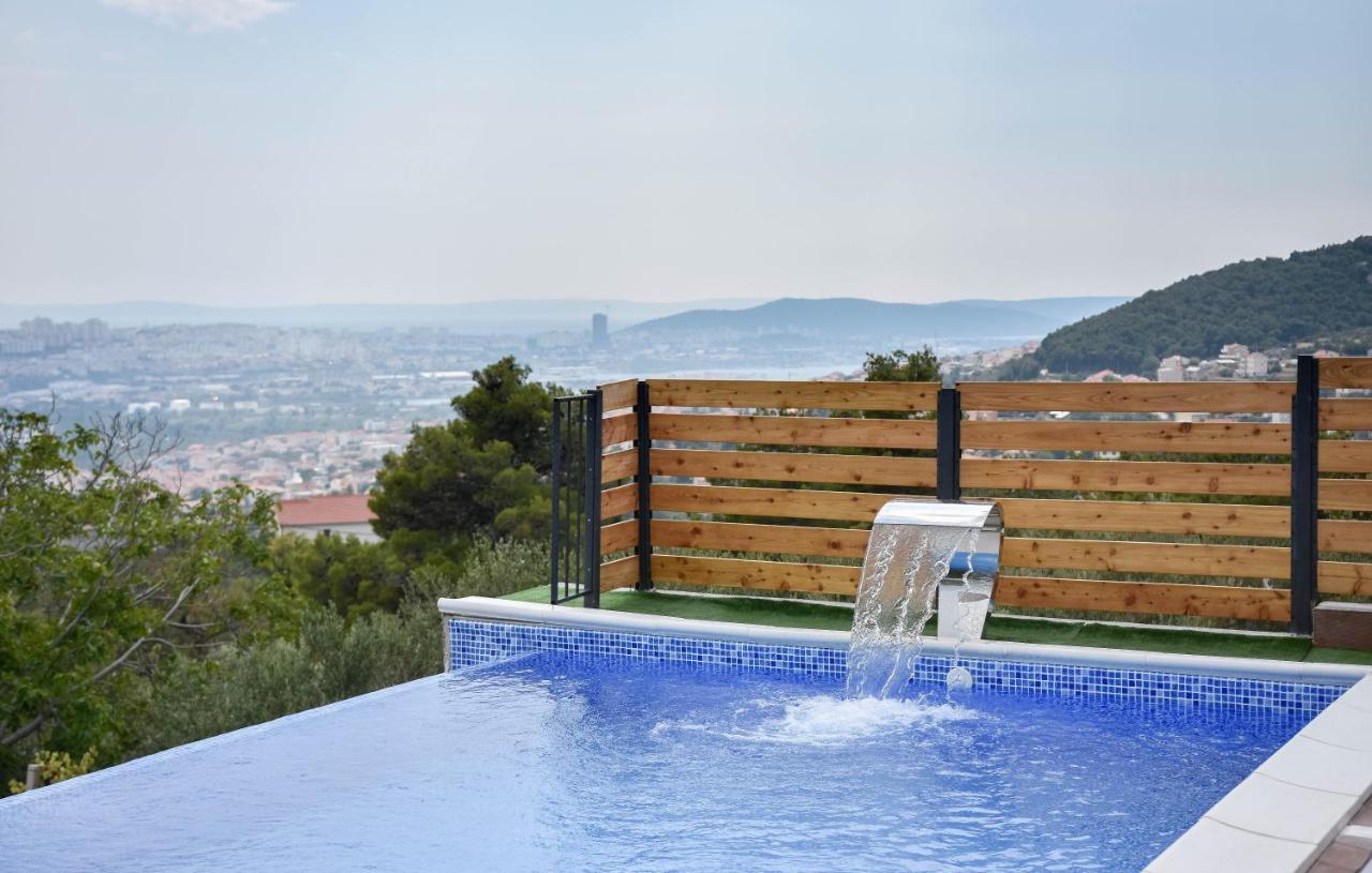Villas Alfa & Omega Klis Zewnętrze zdjęcie